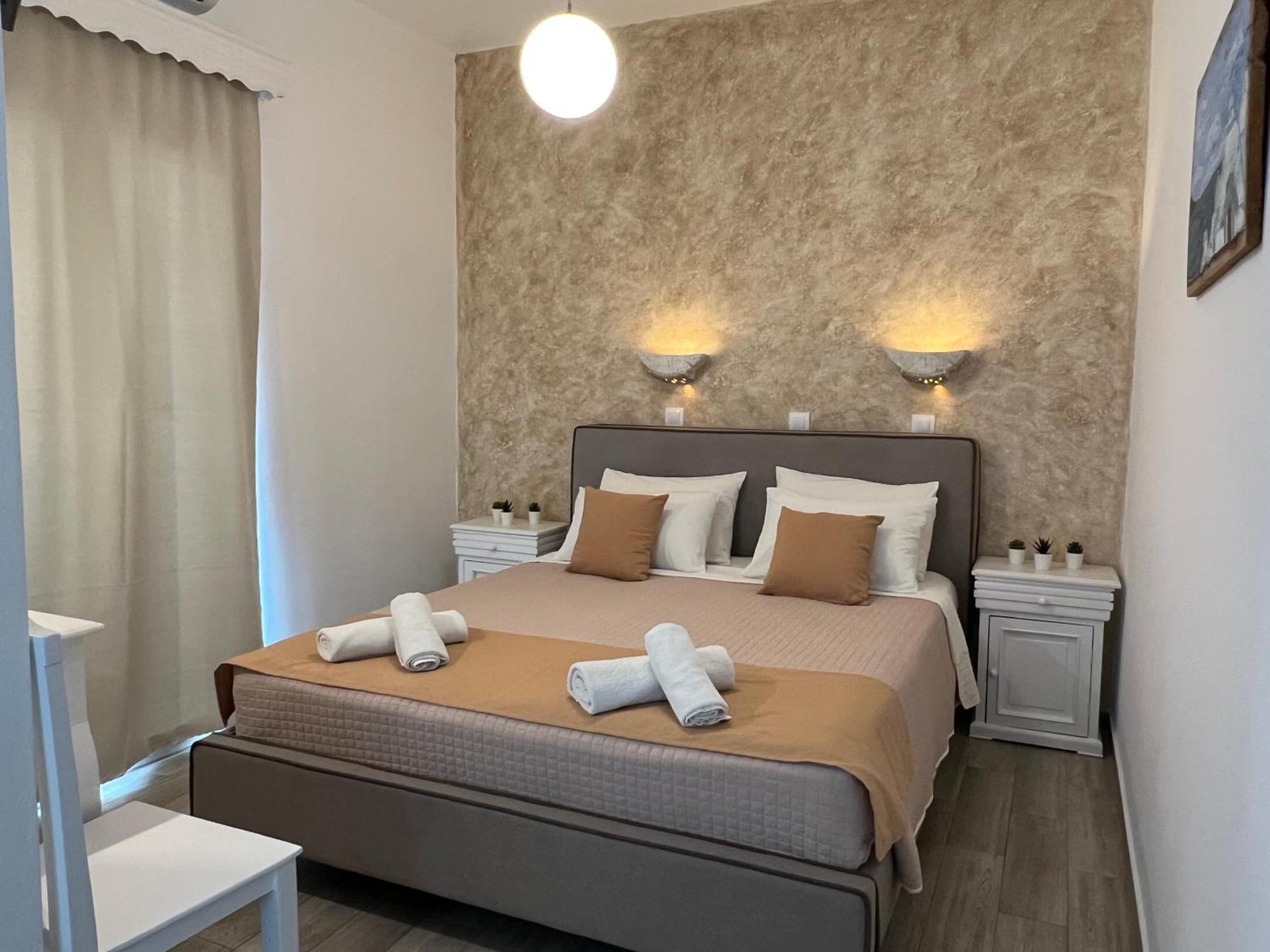 Pavlina Karterados (Santorini)