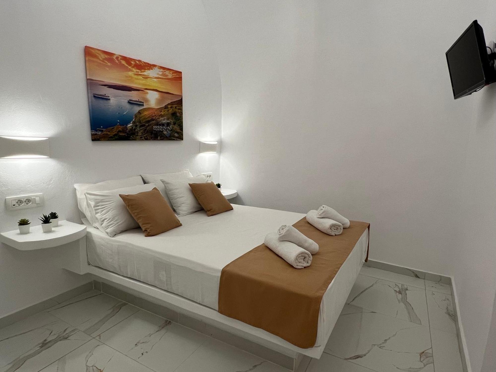 Pavlina Pensión Karterados (Santorini)